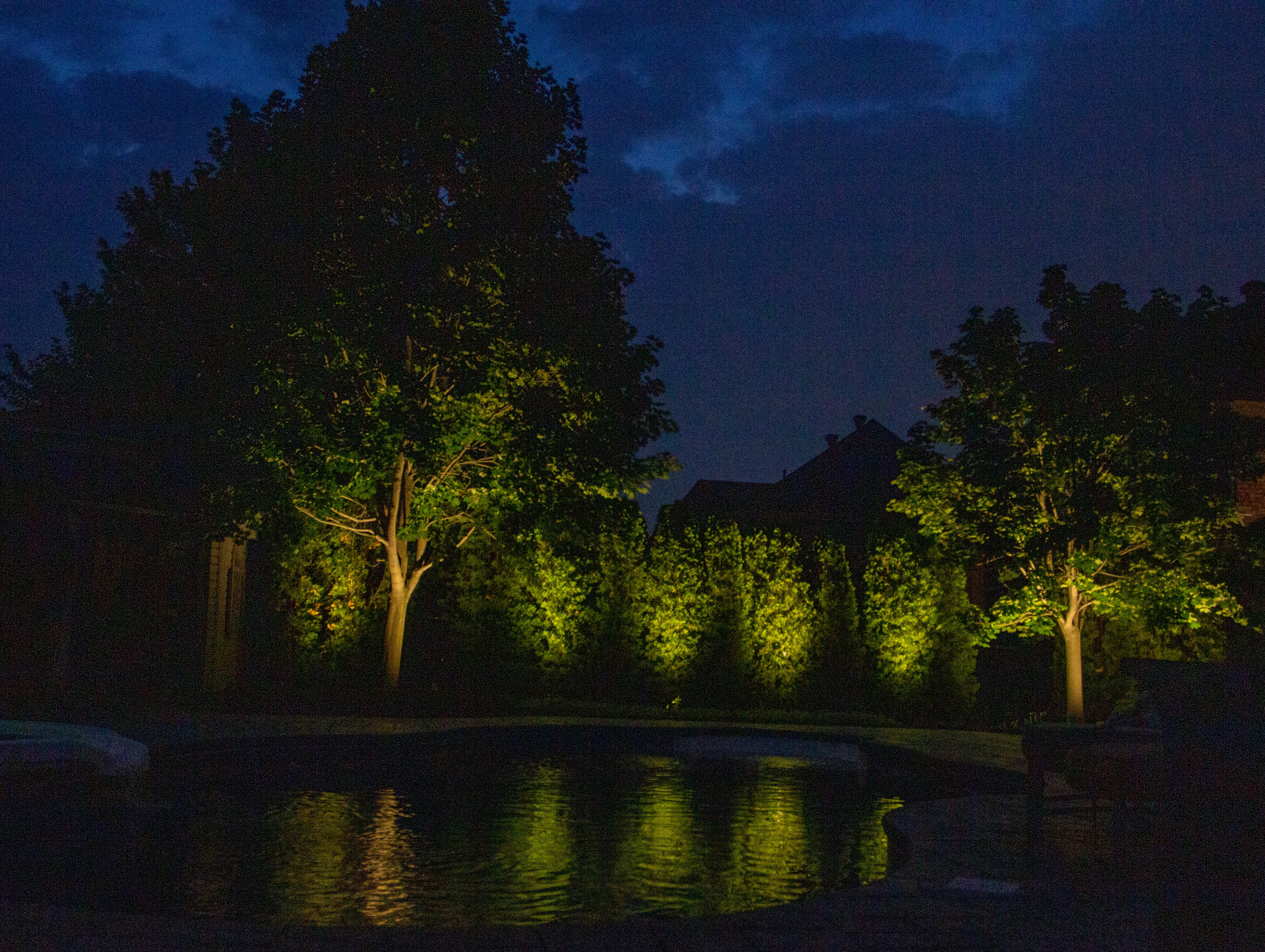 Transform your Laval, property stunningly with Landscape Lighting: Safety, Aesthetics, and Outdoor Comfort.